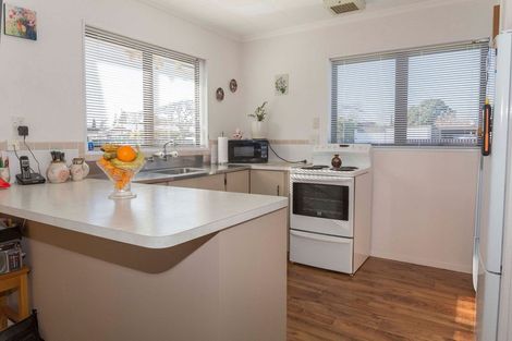 Photo of property in 14 George Street, Dannevirke, 4930