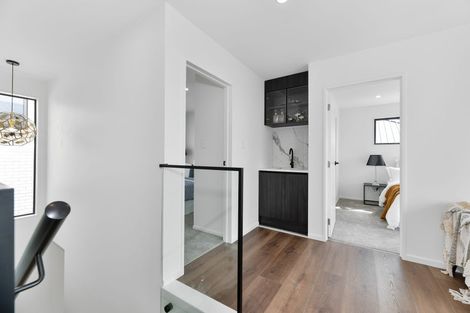 Photo of property in 1a Adelie Place, Murrays Bay, Auckland, 0630