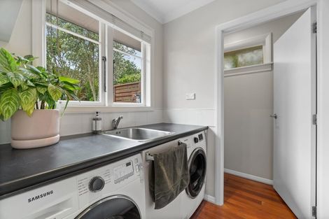 Photo of property in 6 Charles Crescent, Beerescourt, Hamilton, 3200