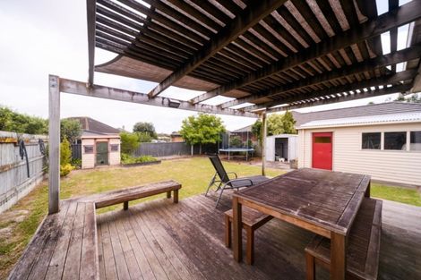Photo of property in 33 Karina Terrace, Roslyn, Palmerston North, 4414