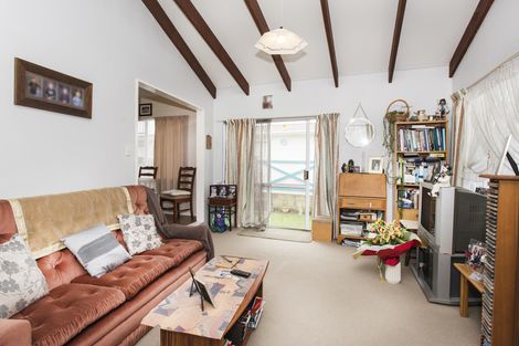 Photo of property in 1 Elsdon Best Street, Riverdale, Gisborne, 4010