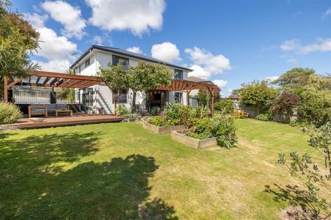 Photo of property in 91 Penruddock Rise, Westmorland, Christchurch, 8025