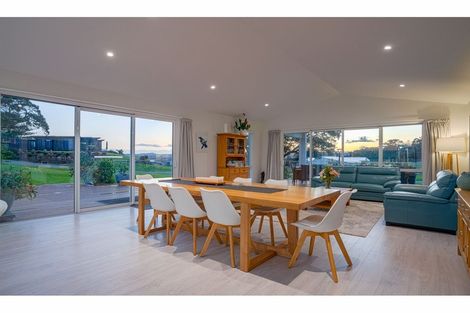 Photo of property in 150 Estuary Drive, Mangawhai Heads, Mangawhai, 0505