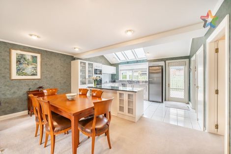 Photo of property in 1/127 Woburn Road, Woburn, Lower Hutt, 5010