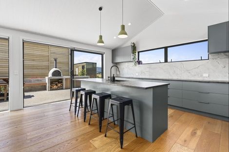 Photo of property in 9 Mcdonald Street, Wanaka, 9305