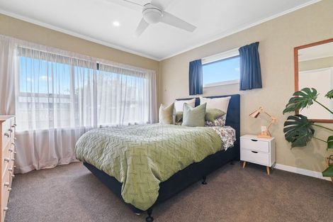 Photo of property in 33 Heath Street, St Andrews, Hamilton, 3200