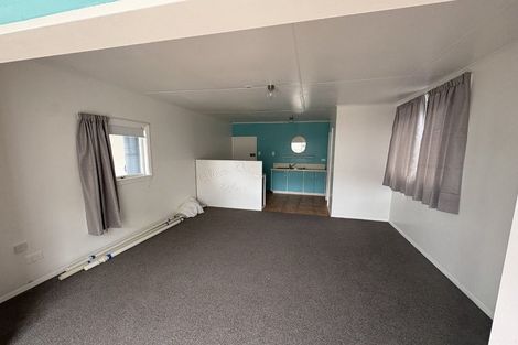 Photo of property in 6 Beaumont Lane, Havelock North, 4130