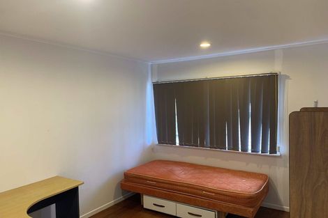 Photo of property in 31 Rosalind Road, Glenfield, Auckland, 0629