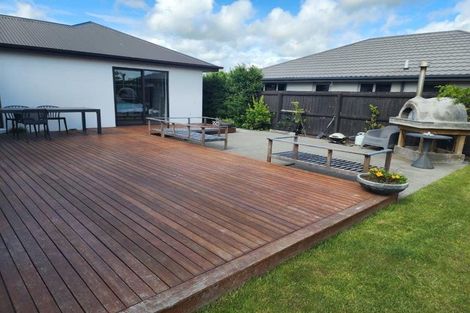 Photo of property in 20 Burnham School Road, Rolleston, 7614