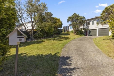 Photo of property in 13 Wattle Grove, Maungaraki, Lower Hutt, 5010