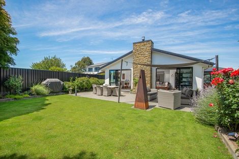 Photo of property in 7 Huntly Road, Outram, 9019