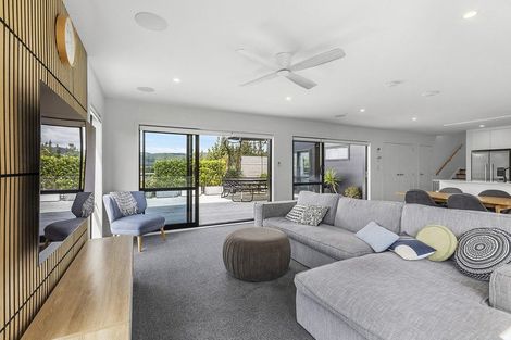 Photo of property in 168 Endeavour Drive, Whitby, Porirua, 5024