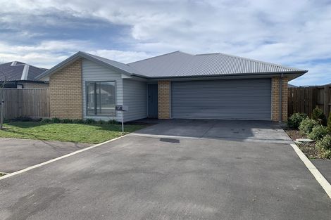 Photo of property in 17 Broadway Parade, Rolleston, 7615