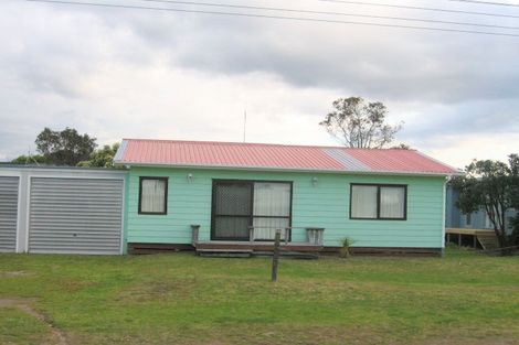 Photo of property in 423b Given Avenue, Whangamata, 3620