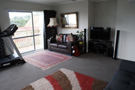 Photo of property in 35a Penryn Drive, Camborne, Porirua, 5026