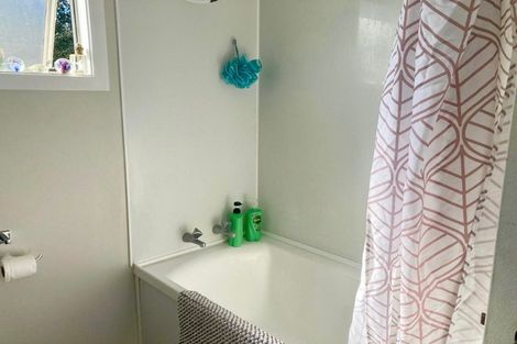 Photo of property in 2 Harold Lane, Dinsdale, Hamilton, 3204