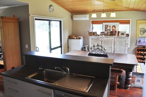 Photo of property in 163 Pukapuka Road, Pohuehue, Warkworth, 0983