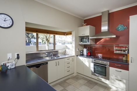 Photo of property in 66 Ihaka Street, Hokowhitu, Palmerston North, 4410