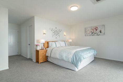 Photo of property in 46 Harbour Drive, Otumoetai, Tauranga, 3110