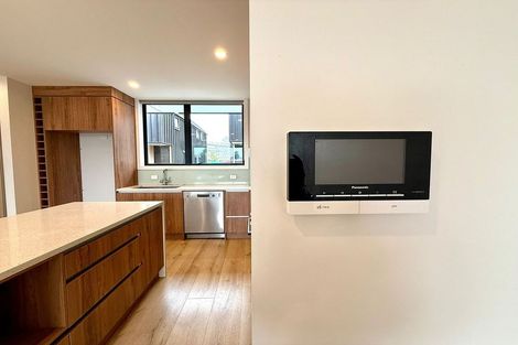 Photo of property in 9c Concord Place, Glen Innes, Auckland, 1072