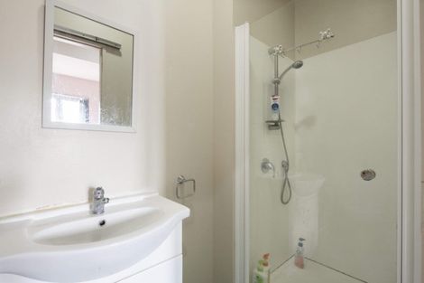 Photo of property in 20 Albionvale Road, Glen Eden, Auckland, 0602