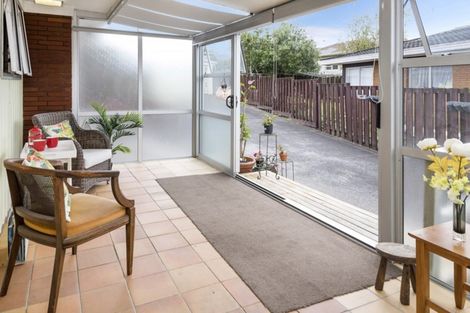 Photo of property in 1/17 Liam Place, Half Moon Bay, Auckland, 2012