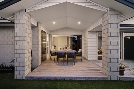 Photo of property in 46 Penetaka Heights, Pyes Pa, Tauranga, 3112