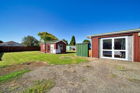Photo of property in 27 Gore Street, Normanby, Hawera, 4614