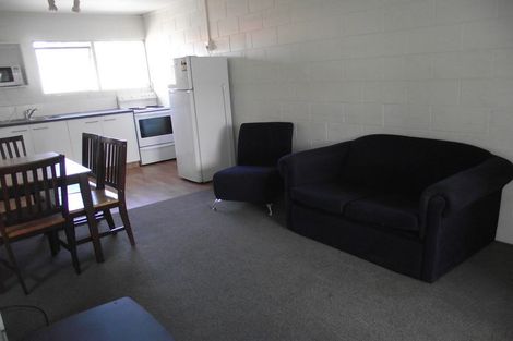 Photo of property in 9/3 Tralee Place, Hillcrest, Hamilton, 3216