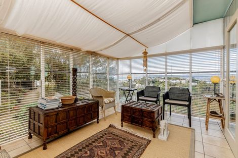 Photo of property in 2 Zetland Street, Highbury, Wellington, 6012
