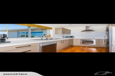 Photo of property in 2/167 Coronation Road, Hillcrest, Auckland, 0627