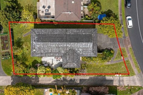 Photo of property in 2/19 Amante Crescent, Mairangi Bay, Auckland, 0630