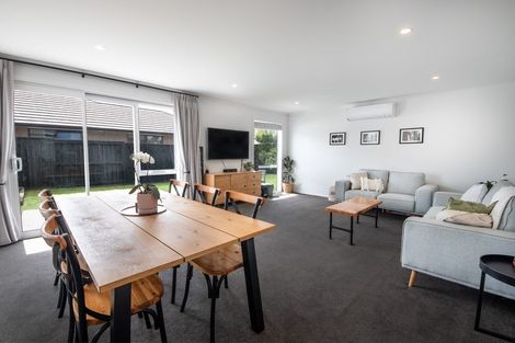 Photo of property in 11 Massee Way, Te Puke, 3119