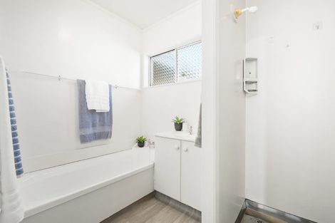 Photo of property in 4/83 Manuka Road, Bayview, Auckland, 0629