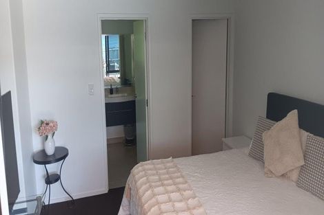 Photo of property in 17 Roto View, One Tree Point, 0118