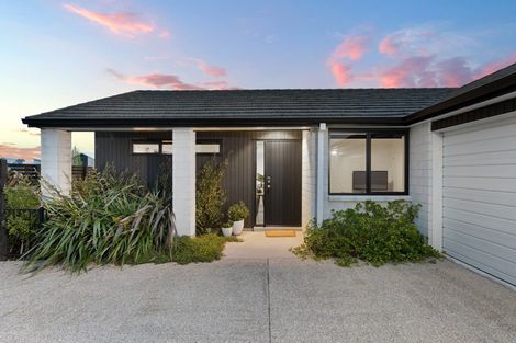Photo of property in 1 Scarr Lane, Pyes Pa, Tauranga, 3112