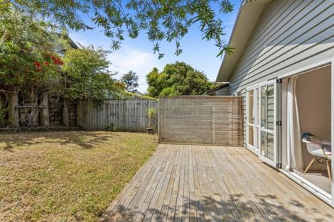 Photo of property in 6/61 The Avenue, Albany, Auckland, 0632