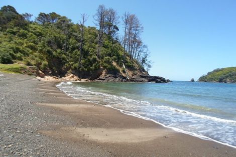 Photo of property in Rockell Road, Helena Bay, Hikurangi, 0184