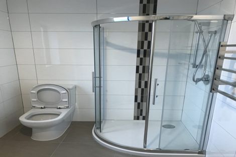 Photo of property in Apollo Apartments, 201/46 Rosedale Road, Rosedale, Auckland, 0632