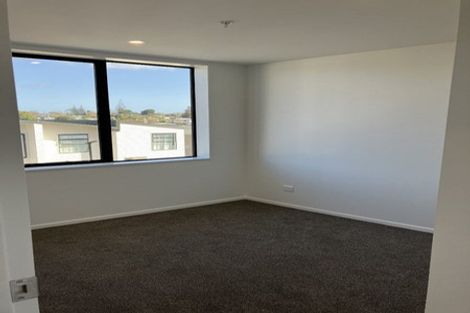 Photo of property in 101/3 Rauemi Way, Te Atatu South, Auckland, 0610