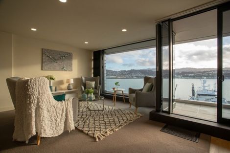 Photo of property in Shelley Bay Terraces, 5/61 Maupuia Road, Maupuia, Wellington, 6022