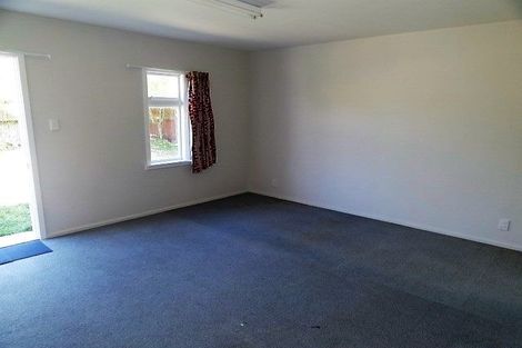 Photo of property in 54 Bickerton Street, Wainoni, Christchurch, 8061