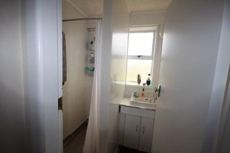 Photo of property in 75 Robinson Avenue, Holdens Bay, Rotorua, 3010