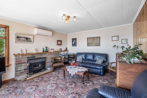 Photo of property in 78 Marine Parade, Bluff, 9814