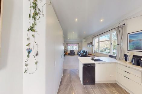 Photo of property in 3 Roberts Avenue, Aramoho, Whanganui, 4500