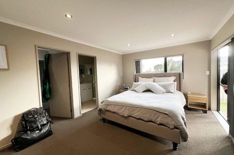 Photo of property in 3c Orams Road, Hillpark, Auckland, 2102