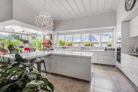 Photo of property in 290 Jervois Road, Herne Bay, Auckland, 1011