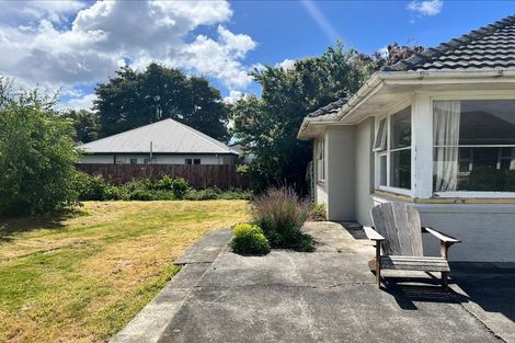 Photo of property in 100 Maidstone Road, Ilam, Christchurch, 8041