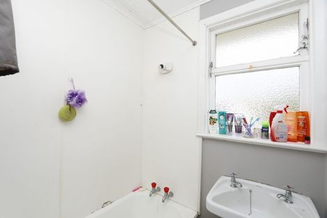 Photo of property in 47 Reid Avenue, Hawera, 4610