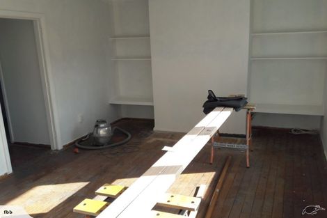 Photo of property in 37 Tremewan Street, Tawa, Wellington, 5028